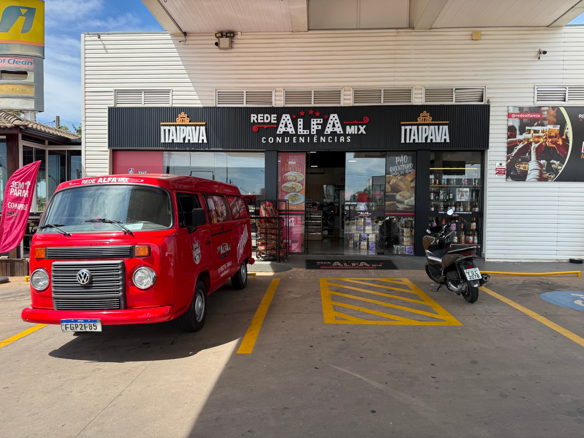 Kombi do Chopp da Rede Alfa Mix